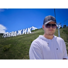 Oleg1996)27